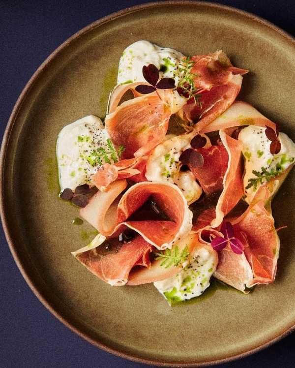 Стильные рестораны Петербурга для романтического ужина