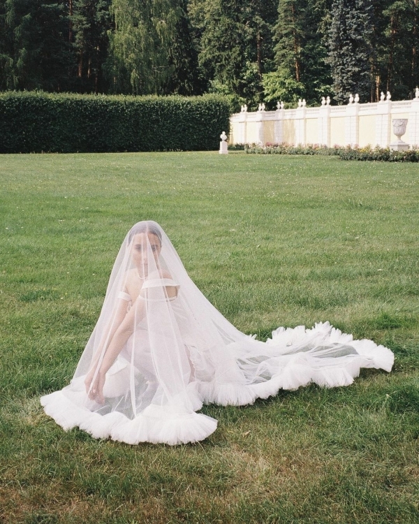 Неклассические фаты для современных невест