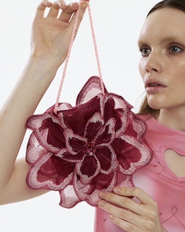 Подборка недели: 20 нарядных сумочек для свадьбы