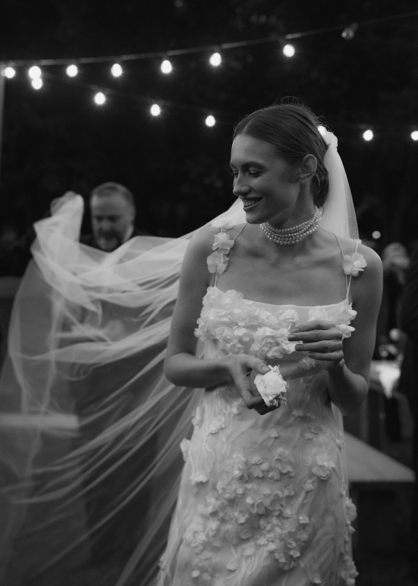 Свадебная церемония в готическом соборе и камерный