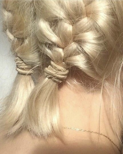 Трендовые свадебные прически на короткие волосы