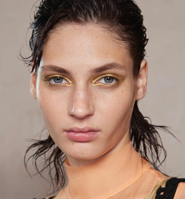 Тренды в прическах и макияже для невест