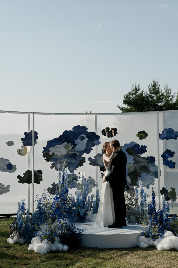 5 самых запоминающихся свадеб сезона 2022 в