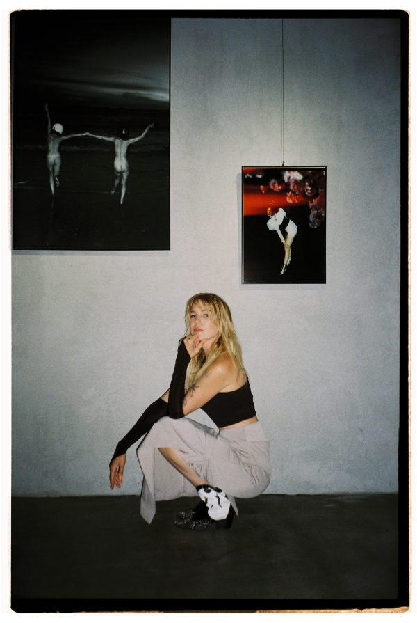 Как прошла первая выставка фотографа Арсения Прусакова