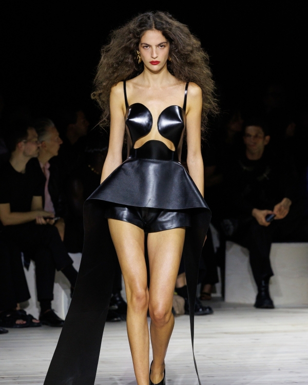 Самые модные укладки с Недель моды — вдохновение