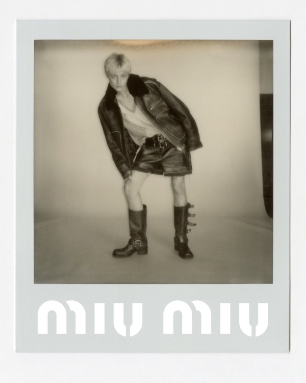 Байкерские сапоги в духе Miu Miu —