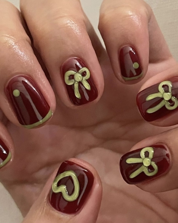 50 оттенков красного, анималистичный принт и стразы: