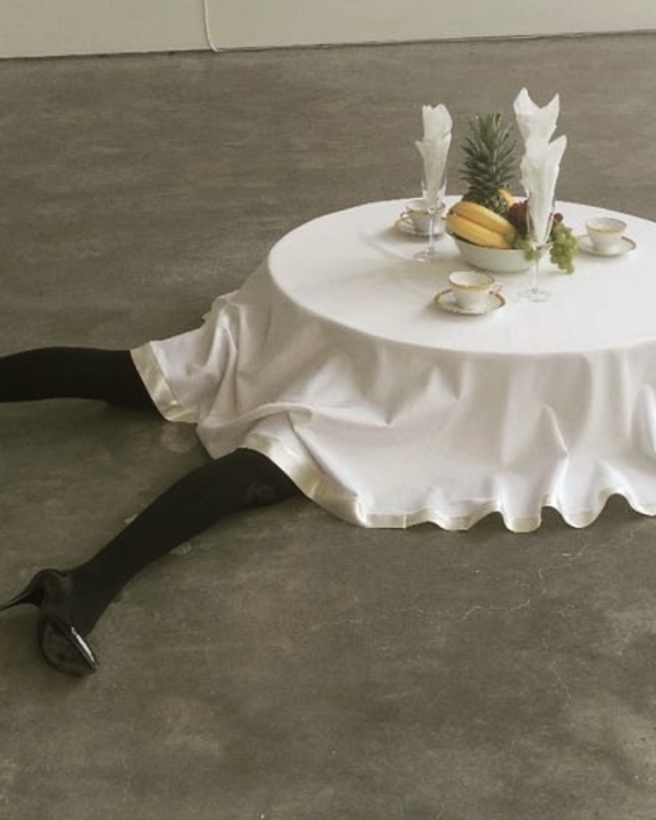 Мандарины, икра и очень много красного: вдохновение