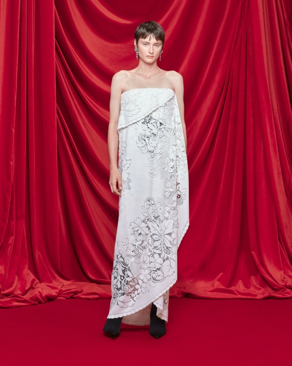 Чем запомнилась Неделя моды в Париже весна-лето'24?