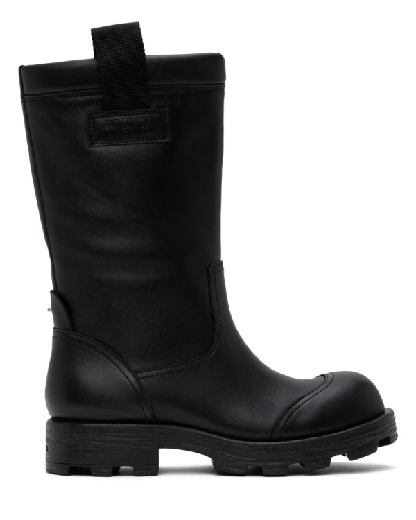 Байкерские сапоги в духе Miu Miu —