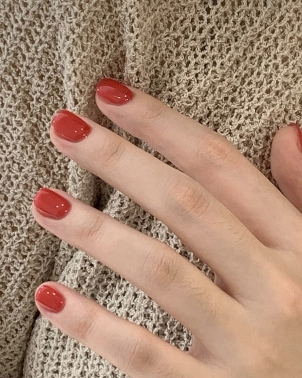 50 оттенков красного, анималистичный принт и стразы: