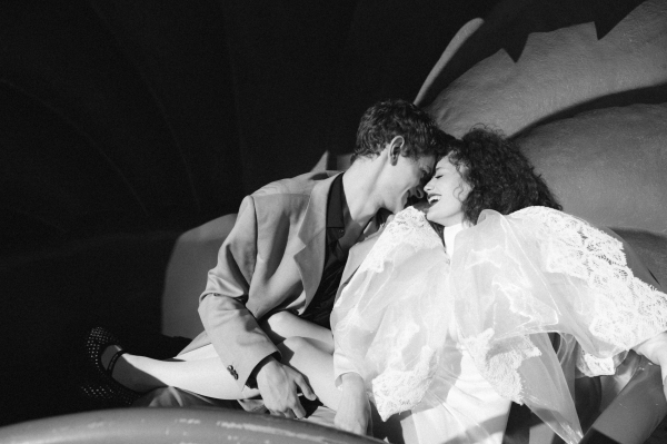 Парк аттракционов и бунтарский дух в новой