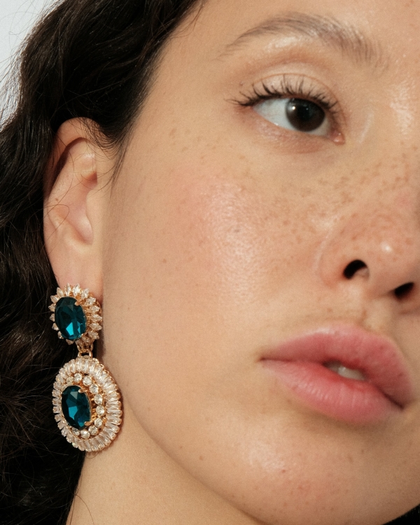 Фиеста, дождливый серый, голубой шамбре: образы для