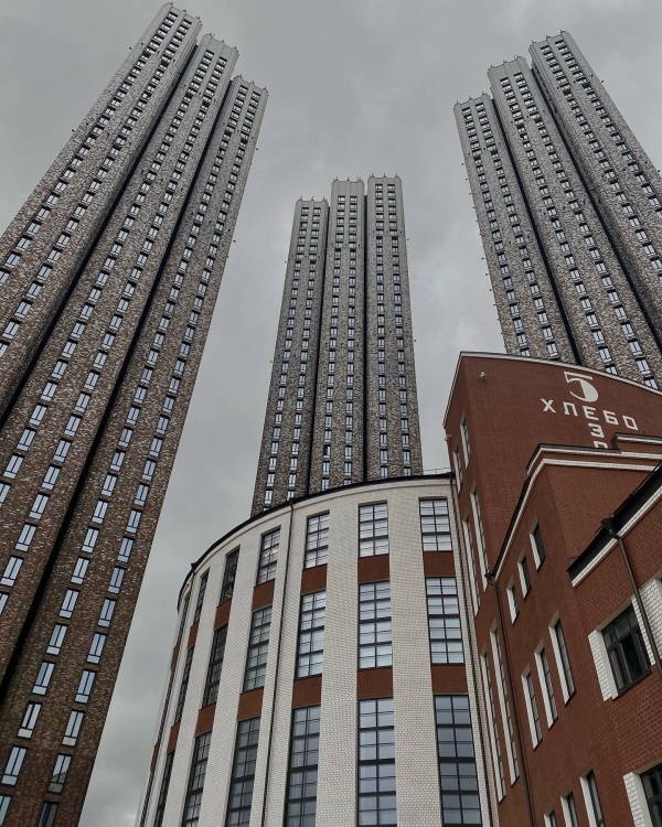 Шампанский ужин, вечеринки в честь Хэллоуина и