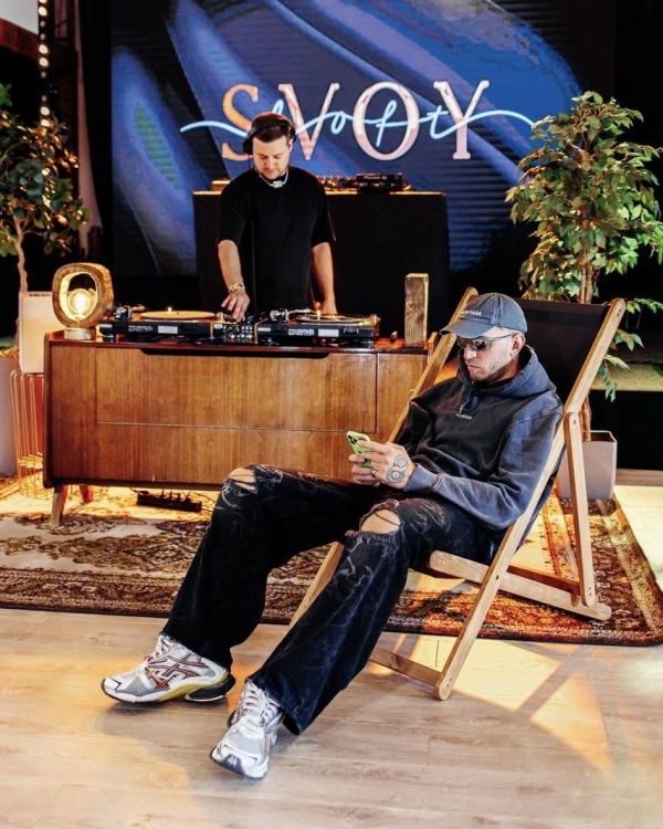 А что если вашу свадьбу откроет виниловый