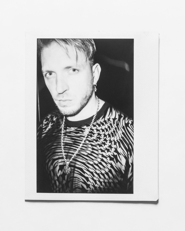 А что если вашу свадьбу откроет виниловый