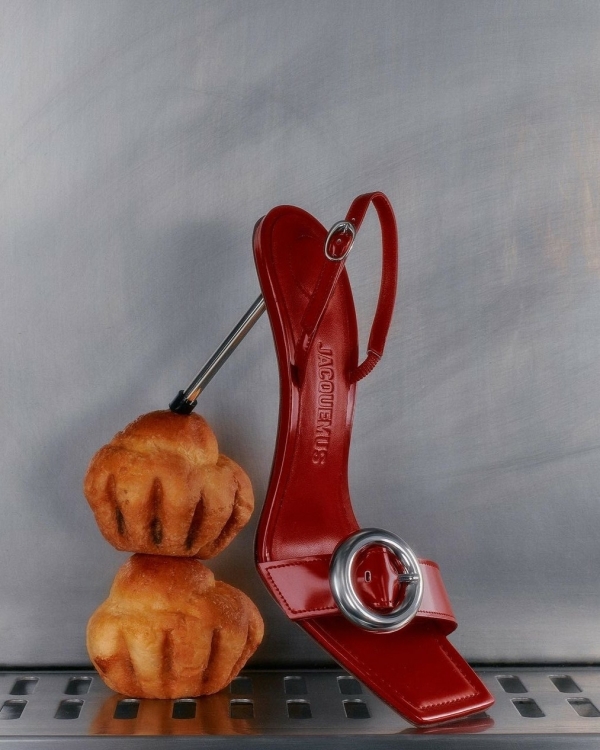 Фиеста, дождливый серый, голубой шамбре: образы для