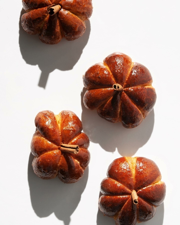 Шампанский ужин, вечеринки в честь Хэллоуина и