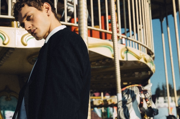 Парк аттракционов и бунтарский дух в новой