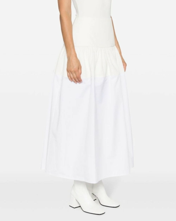 Свадьба, но не в платье: стильные белые