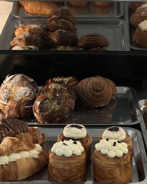 Время горячих булочек или где покупать свежую