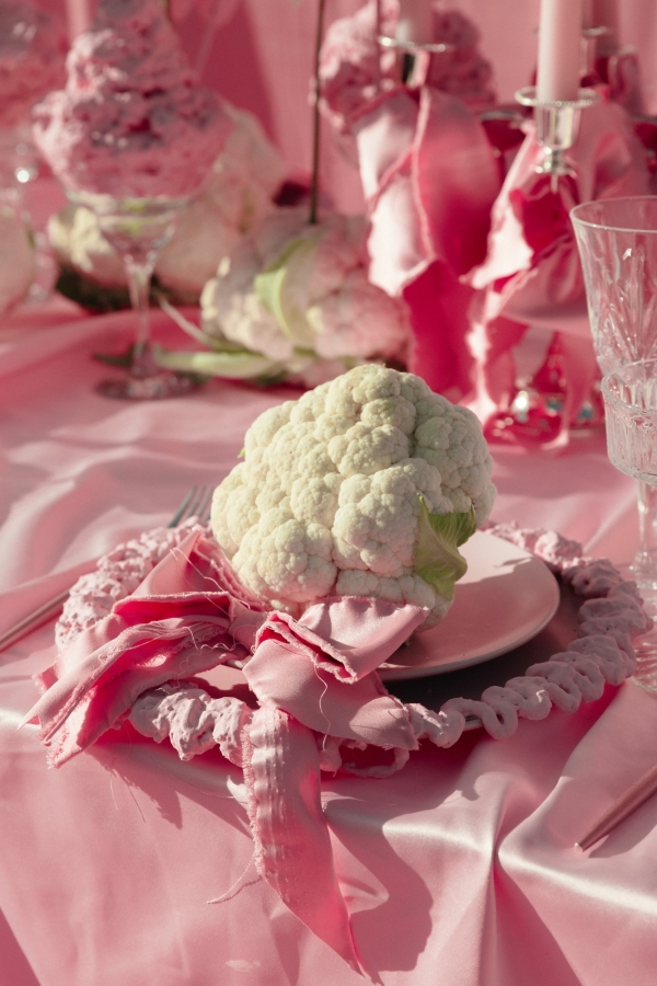 Взрыв бабл-гам на камерном ужине в честь