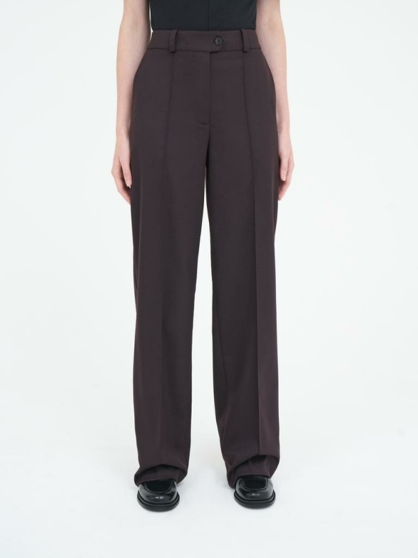 Шоколадный — новый черный: 30 предметов гардероба