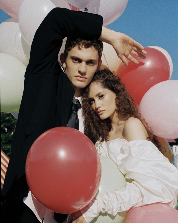 Парк аттракционов и бунтарский дух в новой