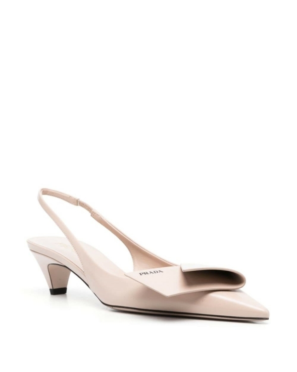 Фиеста, дождливый серый, голубой шамбре: образы для