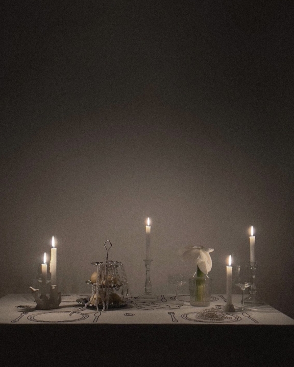 Мандарины, икра и очень много красного: вдохновение