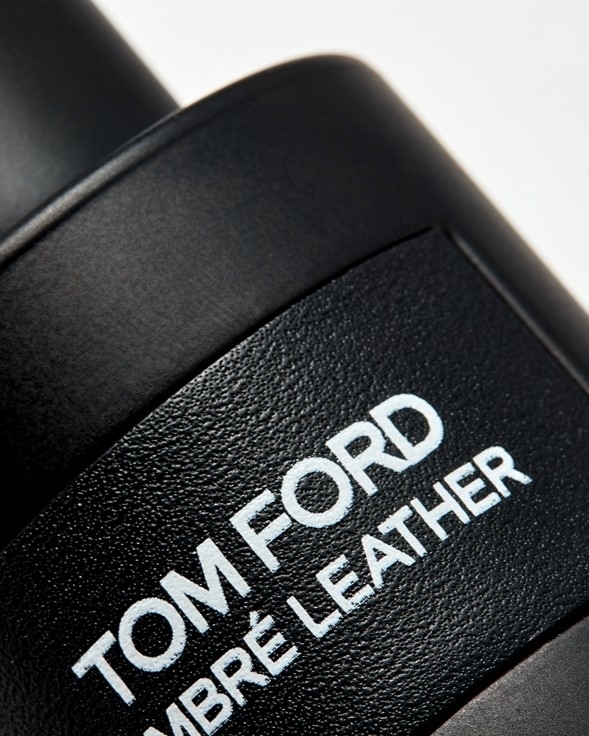 Пряный, табачный, кожаный: ароматы для холодного времени