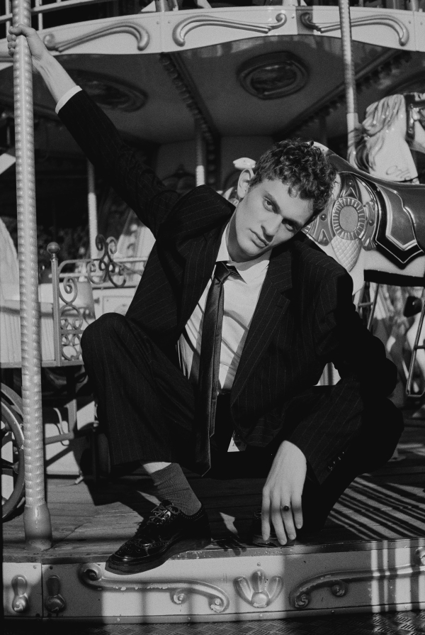 Парк аттракционов и бунтарский дух в новой