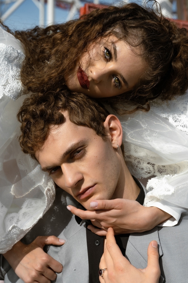 Парк аттракционов и бунтарский дух в новой