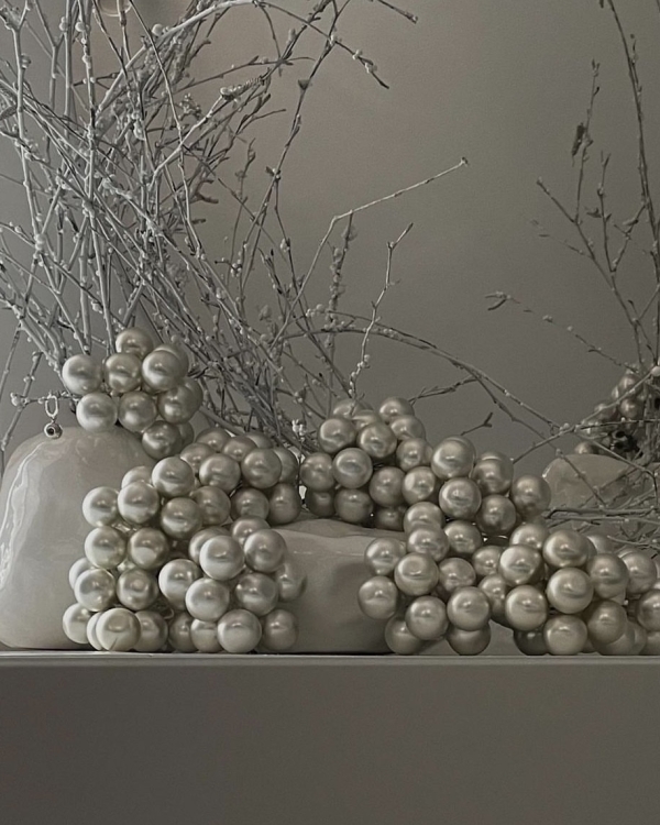 Мандарины, икра и очень много красного: вдохновение