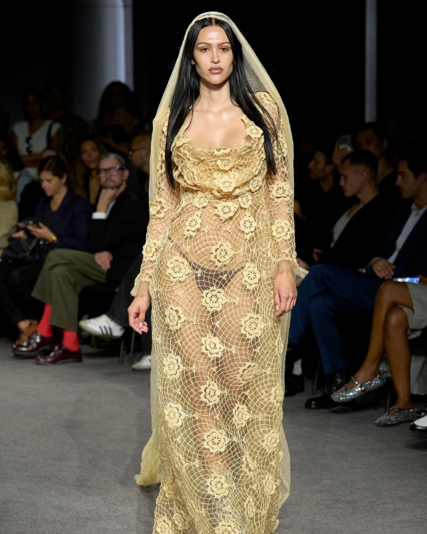 Чем запомнилась Неделя моды в Париже весна-лето'24?