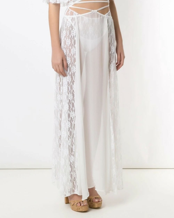 Свадьба, но не в платье: стильные белые