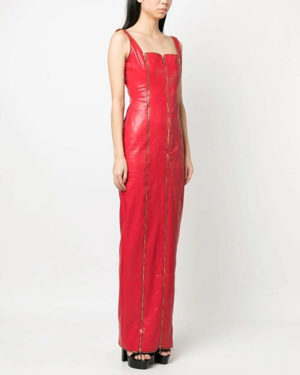 26 красных кожаных вещей, которые точно притянут