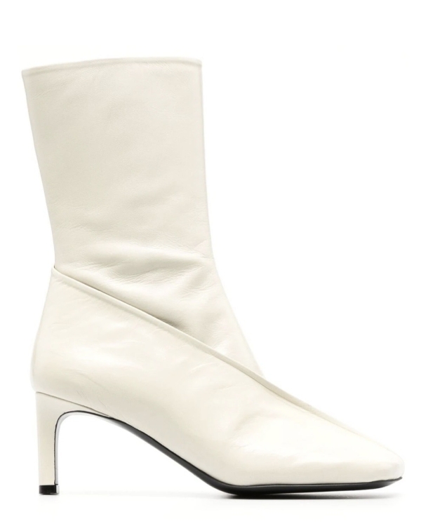 Полусапоги и ботильоны, которые впишутся в любой