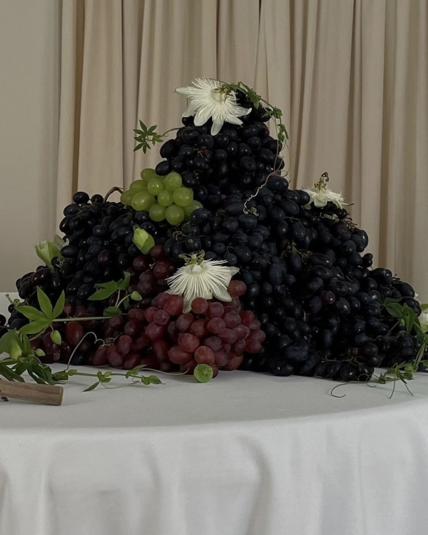 Фруктовое настроение: 22 идеи съедобного сет-дизайна на