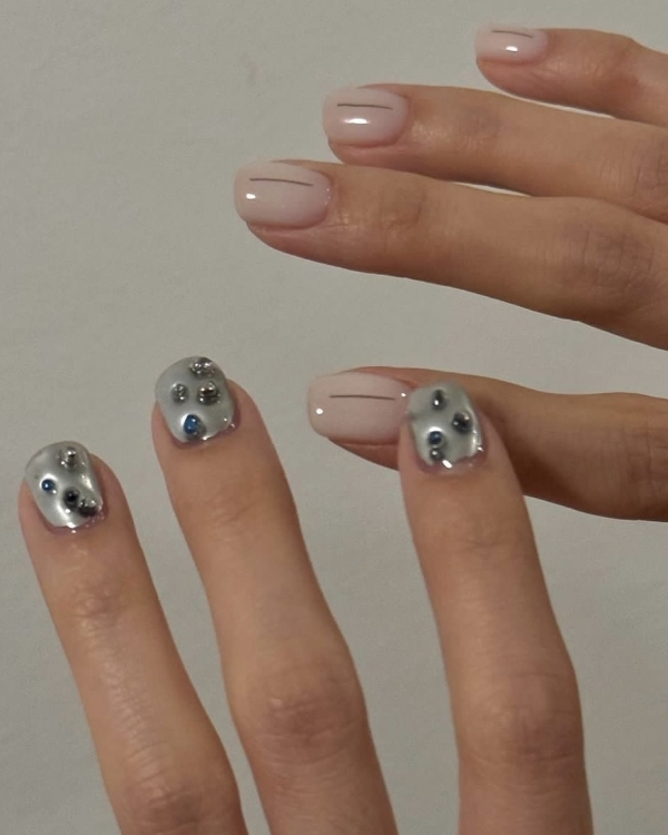 50 оттенков красного, анималистичный принт и стразы: