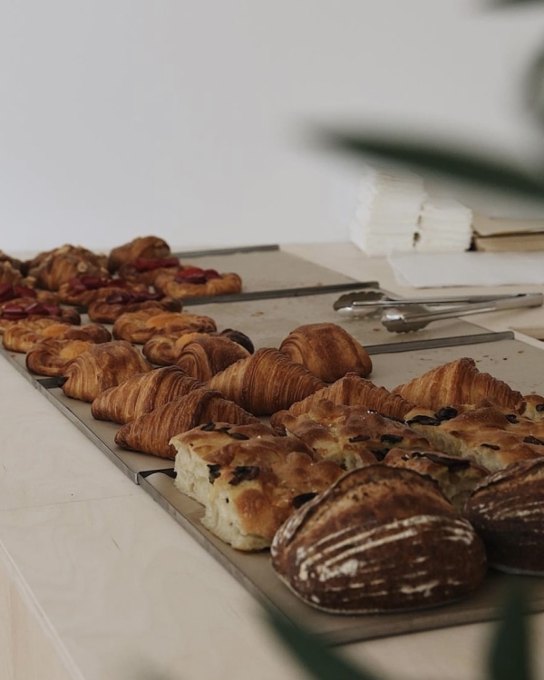 Время горячих булочек или где покупать свежую