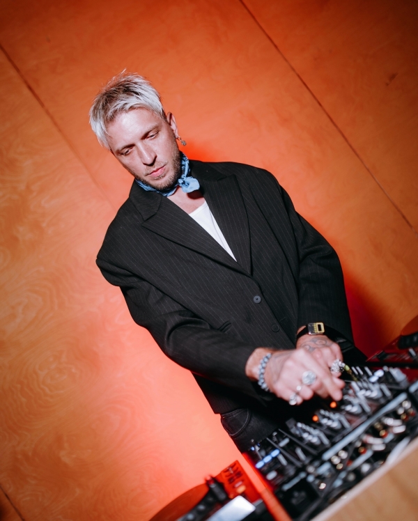 Видели ночь! Какого диджея пригласить на корпоратив?