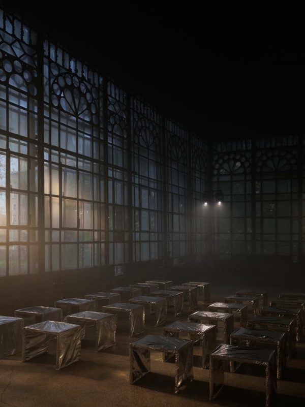 Заброшенный дворец и «несвадебная» программа: внутри свадьбы