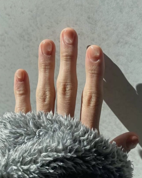 Идеи маникюра на Новый год 2025