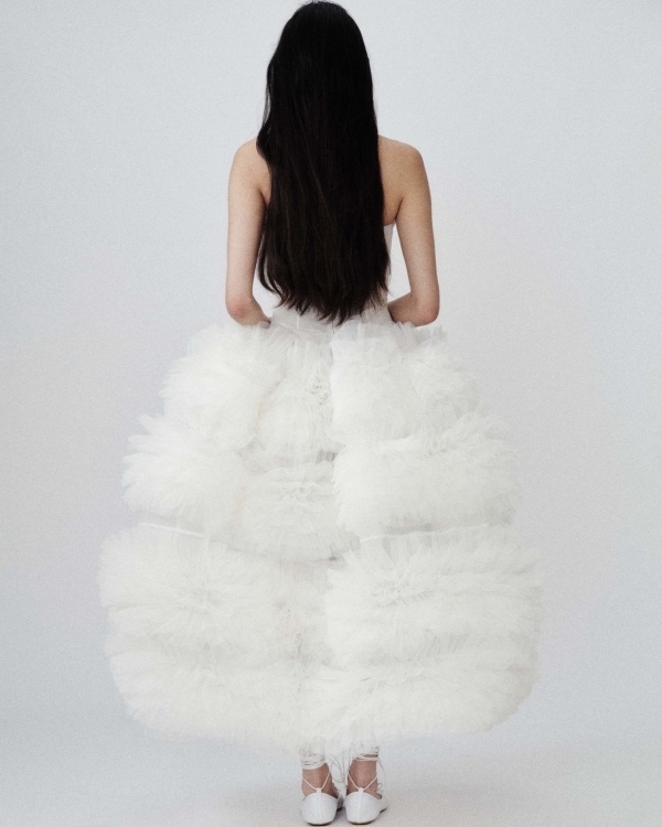 Сейчас самое время: тренды свадебных платьев 2025