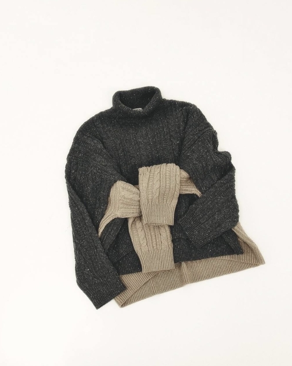 Модные вязаные вещи от российских брендов, которые