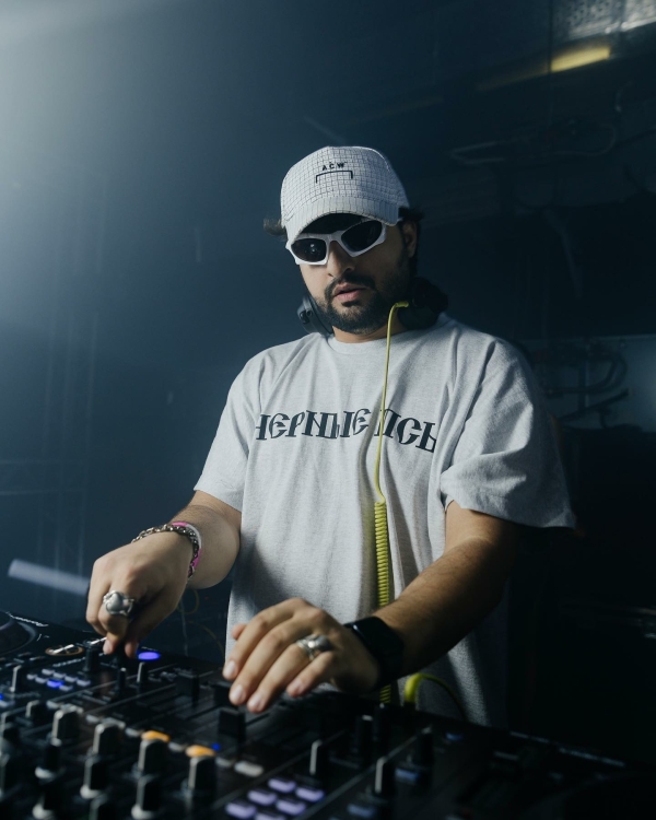 Видели ночь! Какого диджея пригласить на корпоратив?