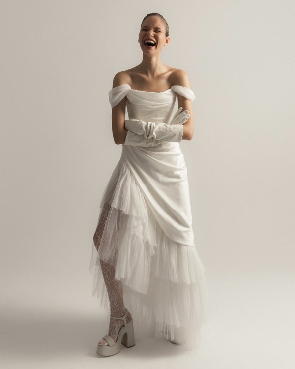 Каждый свадебный формат требует особого платья. Дизайнер