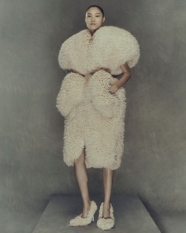 Сейчас самое время: тренды свадебных платьев 2025