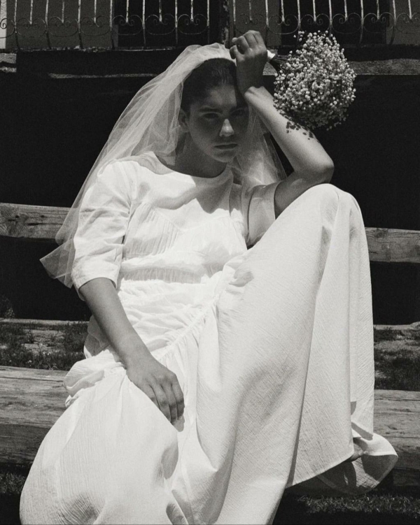 «Что означает видеть свадебное платье во сне»